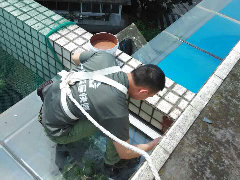 雨篷防水